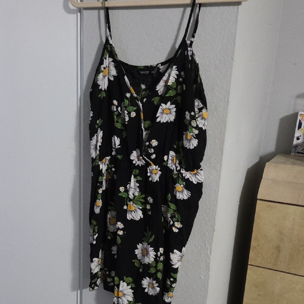 Floral Black Dress with Daisy Print